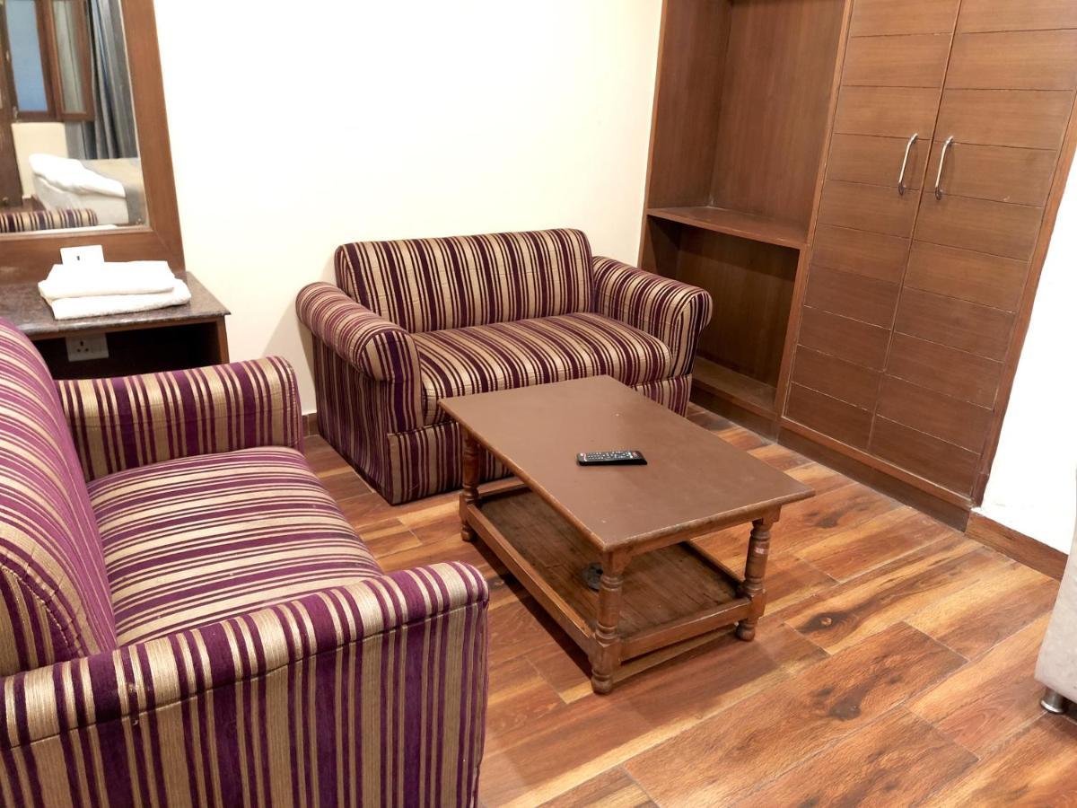 Hotel Samrat, موسوري المظهر الخارجي الصورة