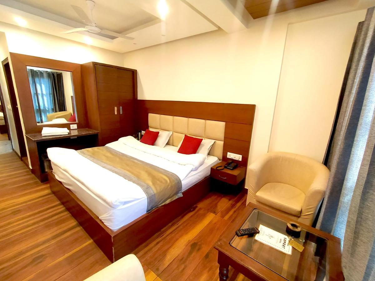 Hotel Samrat, موسوري المظهر الخارجي الصورة