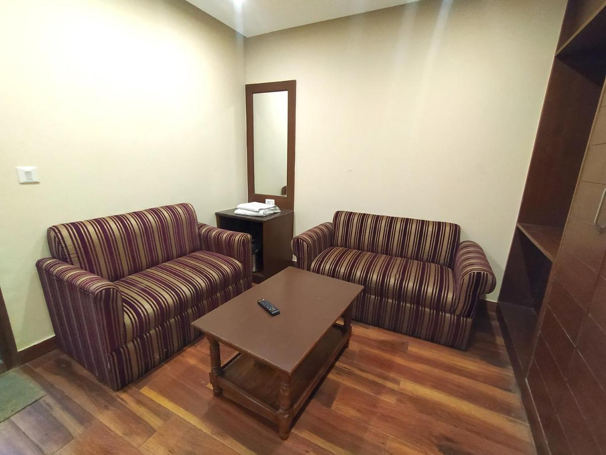 Hotel Samrat, موسوري المظهر الخارجي الصورة