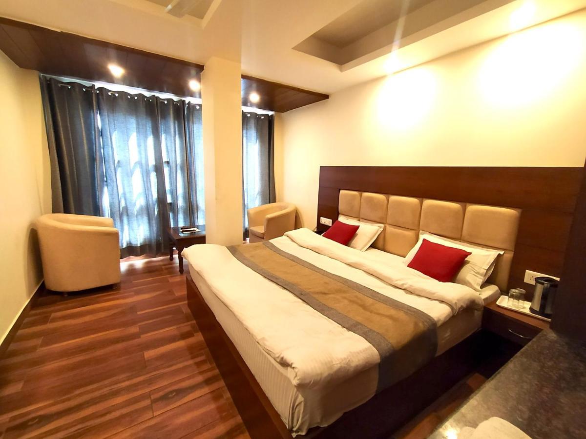 Hotel Samrat, موسوري المظهر الخارجي الصورة